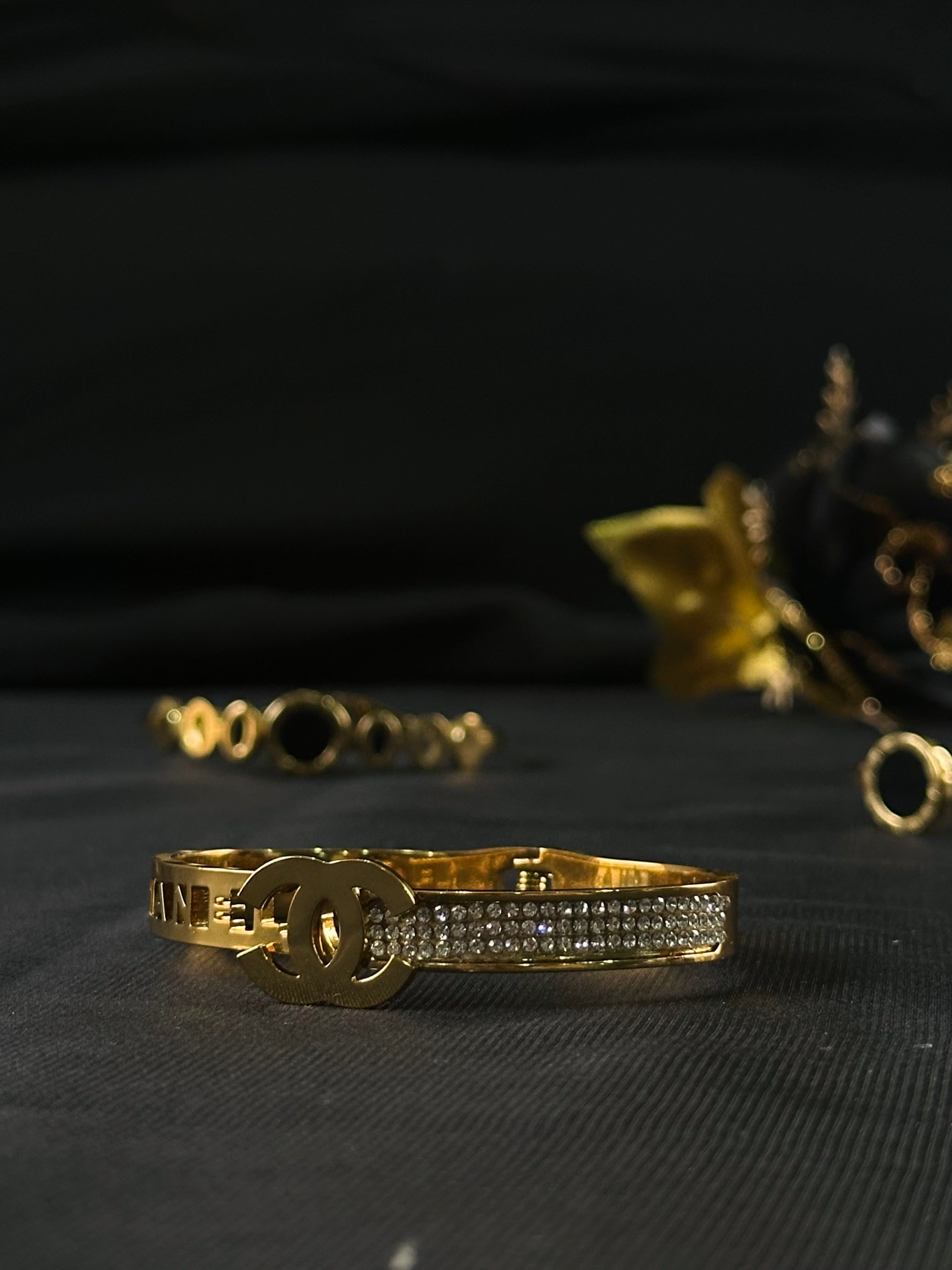 Bracelet