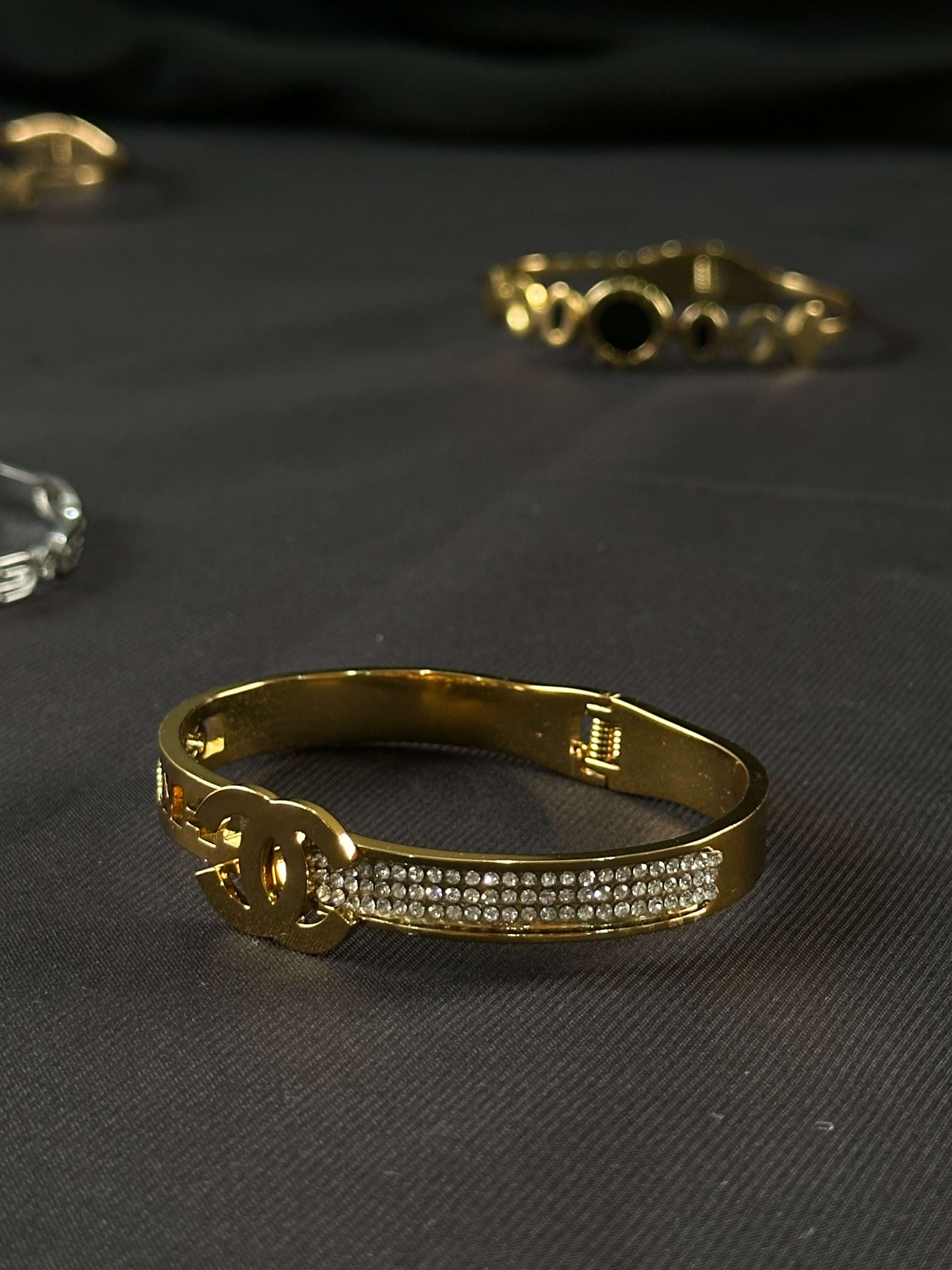 Bracelet
