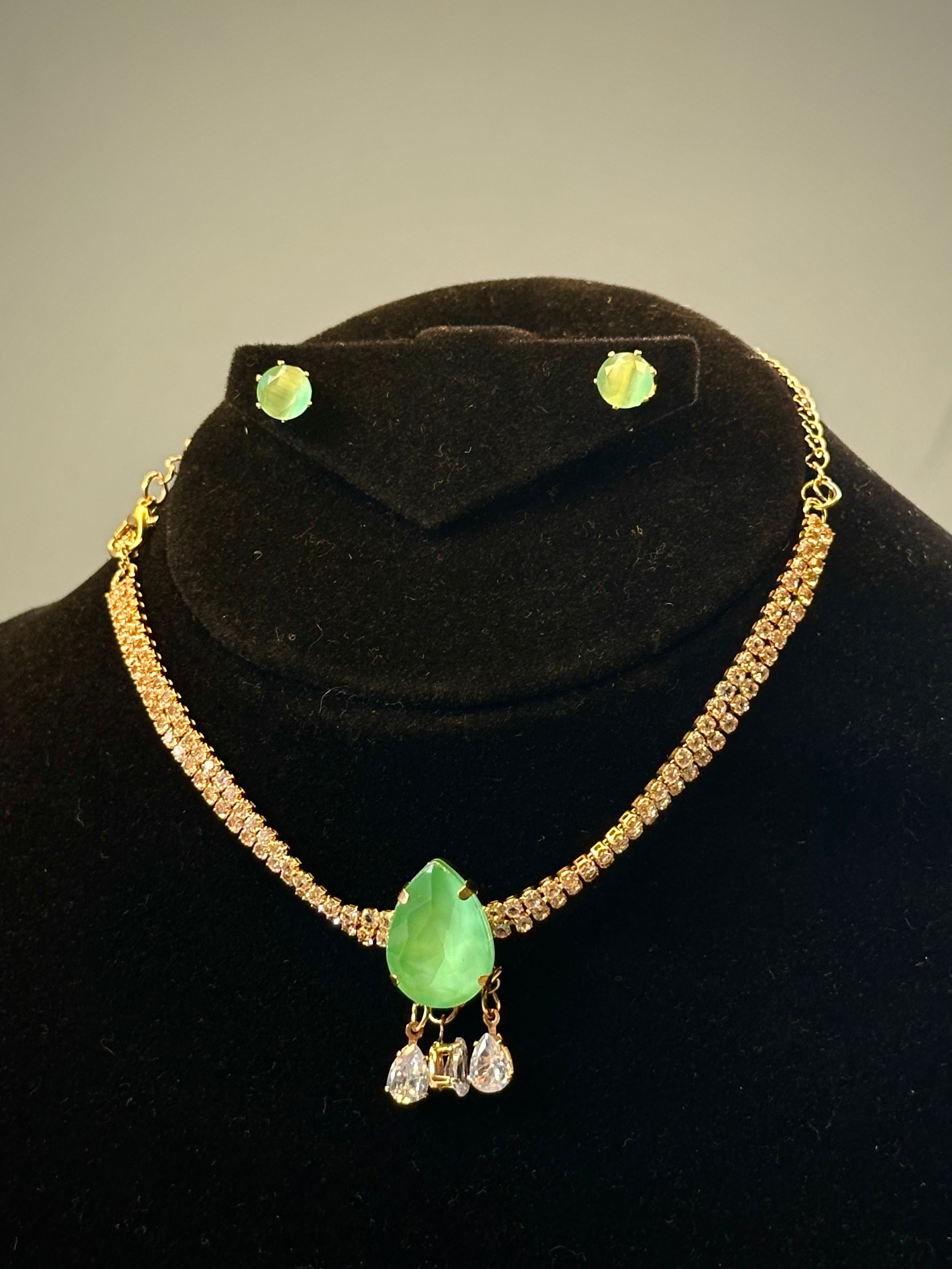 Choker set