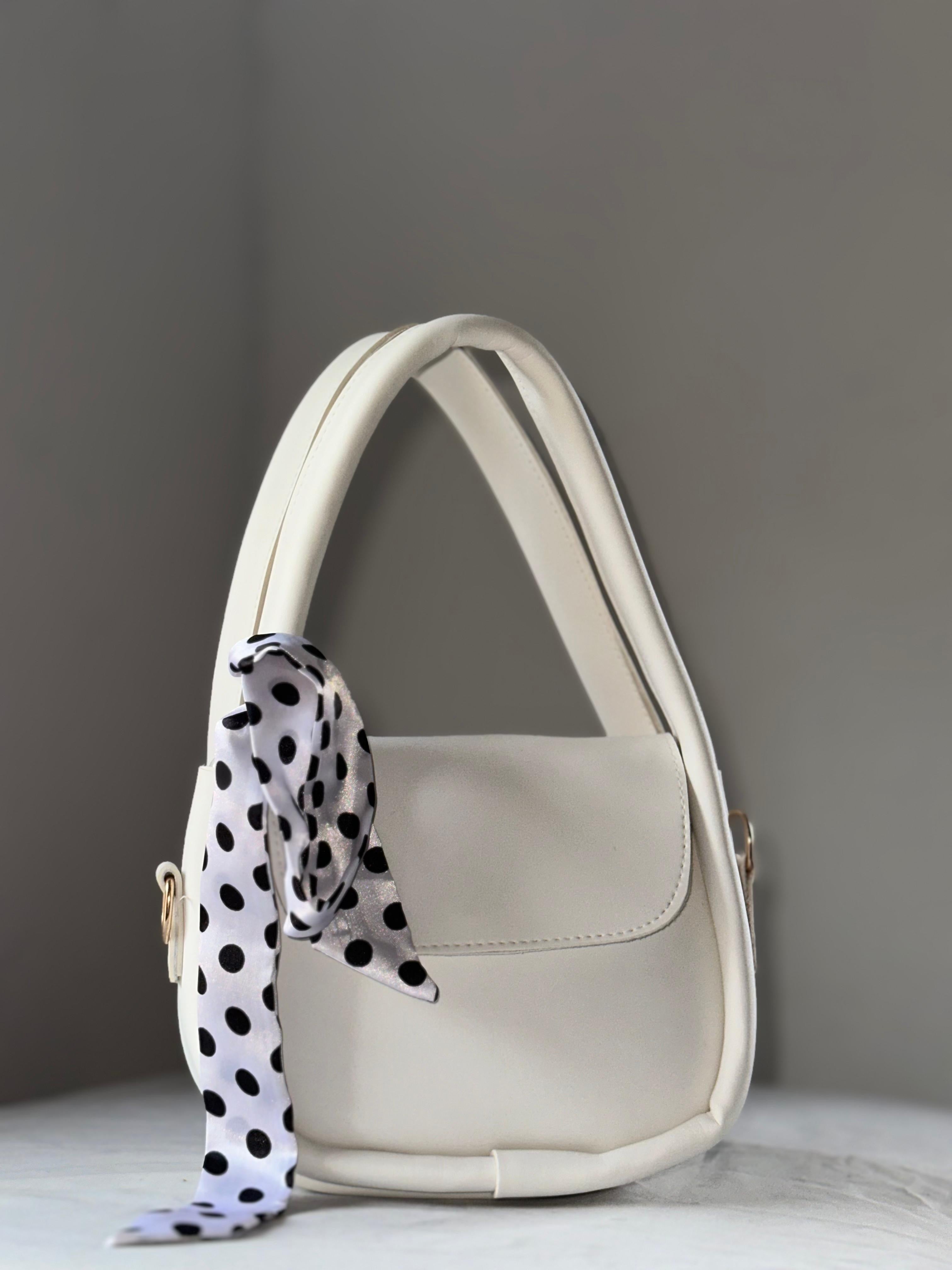 Hand bag