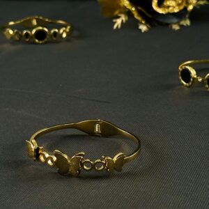 HANDCUFF